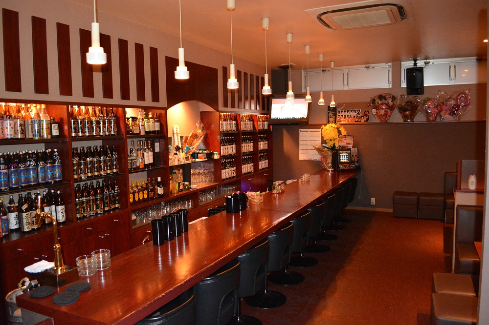 1時間2,500円で飲み放題！