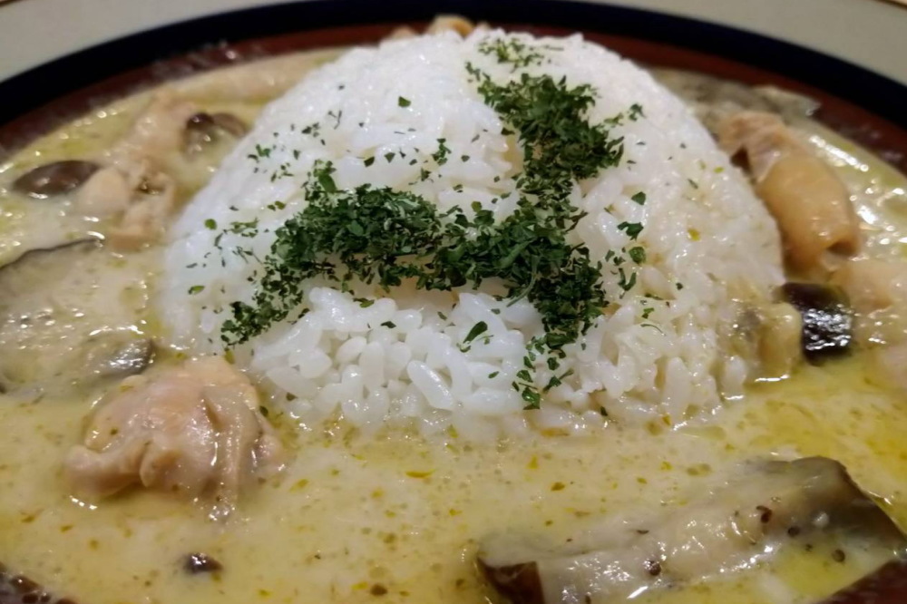 冠山グリーンカレー